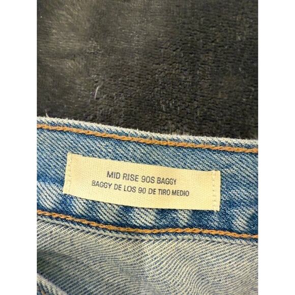 Universal Thread Jeans NWT Women's size 16 Mid-Rise 90's Baggy Jeans relaxed hip - Picture 4 of 7